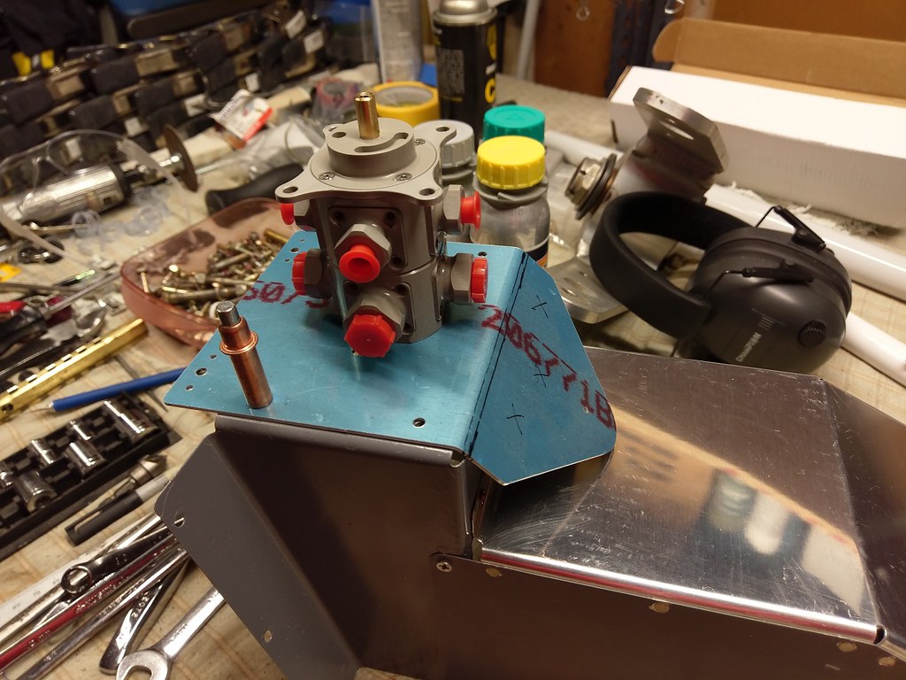 32926744178_09af3415dc_b.jpg