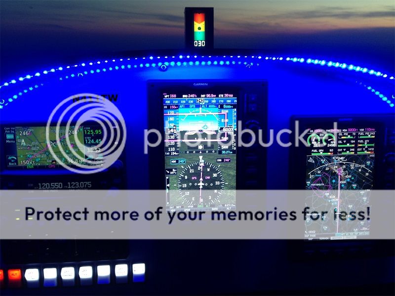 N411TWAvionicsPB_zps6118f13f.jpg