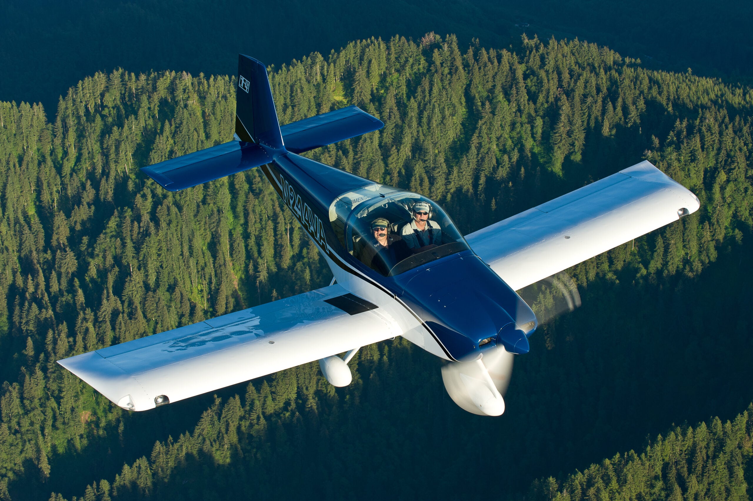 www.vansaircraft.com