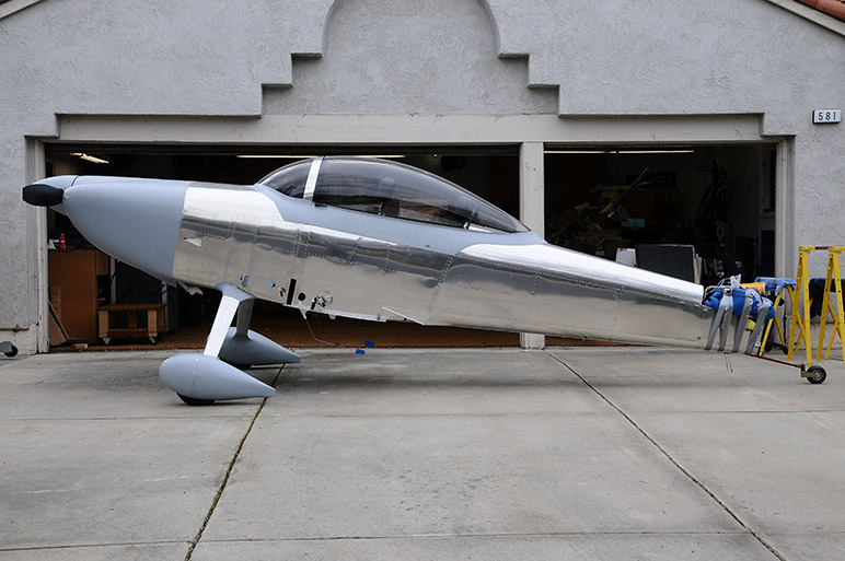 2010.03.05 - RV-8 - Fuselage Cowling Complete (5).jpg